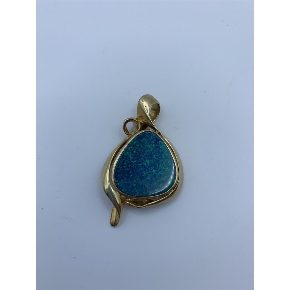 Vintage 14kt Gold Australian Olpal Doublet Pendant 11.6 Grams